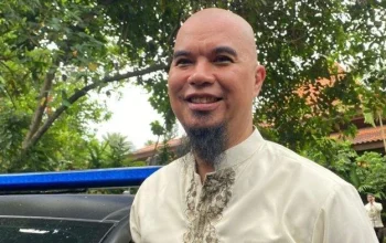 Ahmad Dhani Ungkap Makna Hadis Anak Laki-laki Milik Ayah di Tengah Pernikahan Anak