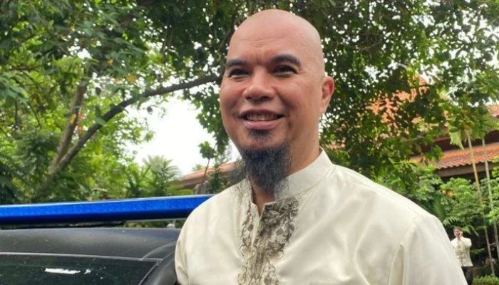 Ahmad Dhani Ungkap Makna Hadis Anak Laki-laki Milik Ayah di Tengah Pernikahan Anak