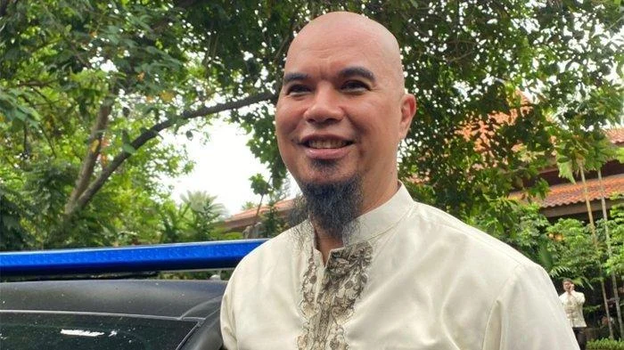Ahmad Dhani Ungkap Makna Hadis Anak Laki-laki Milik Ayah di Tengah Pernikahan Anak