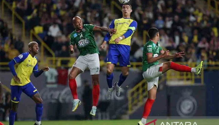 Al Nassr Menang Tipis 1-0 atas Al Ettifaq, Ronaldo Muntah di Ruang Ganti dan Jack Hendry Dikeluarkan