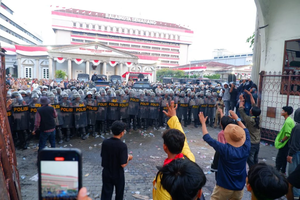 Amnesty International Indonesia Kecam Brutalitas dan Intimidasi dalam Aksi 214 Kaltim: Hak Pers Terancam!