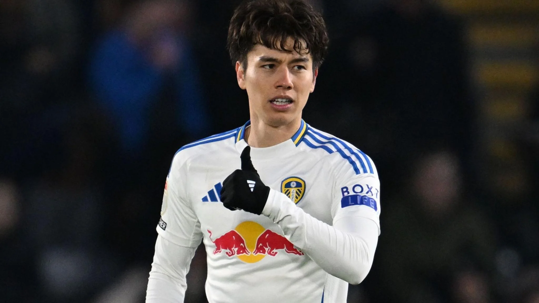 Ao Tanaka Jadi Sorotan Utama Leeds United Menjelang Laga Penentu melawan Wolves