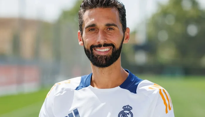 Arbeloa Tegaskan Real Madrid Tak Perlu Keajaiban Lawan Bayern Munich: Analisis Mendalam