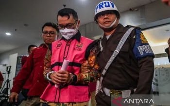 Arinal Djunaidi Dijatuhi Tersangka Korupsi Migas Rp 271 Miliar: Skandal, Penahanan, dan Dampak Politik