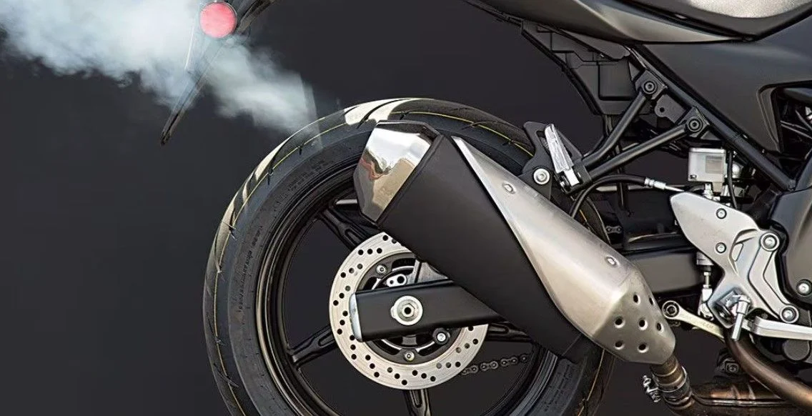 Asap Knalpot Motor 2-Tak Ngebul tapi Wangi, Begini Asal Muasalnya