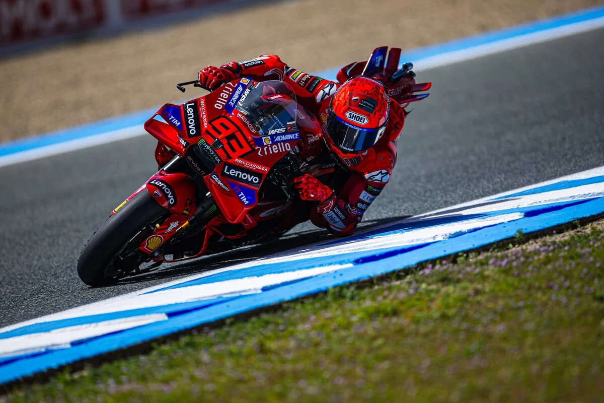 Bezzecchi Siapkan Taktik Tembok ala Rossi di MotoGP 2026 Jerez, Martin dan Marquez Jadi Ancaman