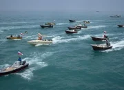 Blokade Selat Hormuz Memicu Pemecatan Menteri Angkatan Laut: Pentagon Bertindak Tegas