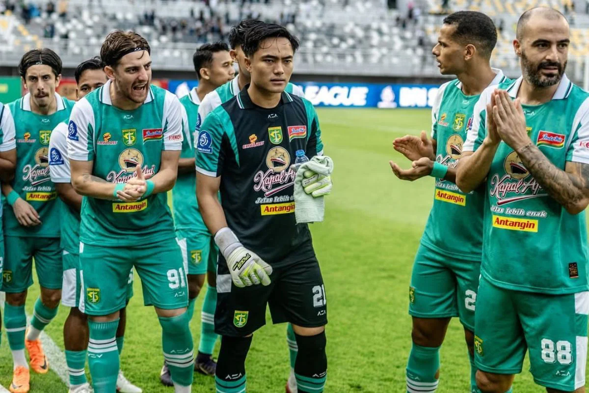 Bonek Pusing! Persebaya Surabaya Tersungkur 0-1 di Babak Pertama Derbi Suramadu