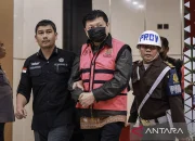 Bos Sritex Dijatuhi 16 Tahun Penjara, Harus Bayar Rp677,43 Miliar – Kasus Korupsi Terbesar Tahun Ini