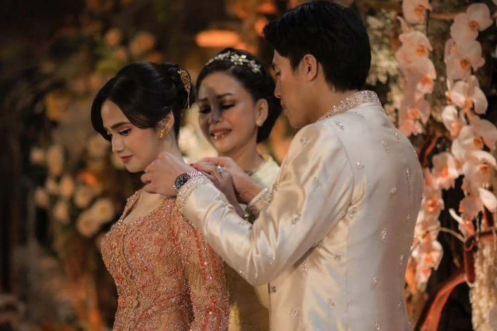 Bridal Shower El Rumi dan Syifa Hadju: Momen Haru Menjelang Pernikahan yang Dinanti