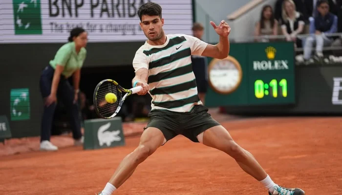 Cedera Pergelangan Tangan Carlos Alcaraz Mengancam Penampilan di French Open 2026