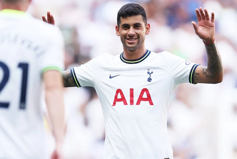 Cristian Romero: Cedera Parah di Tottenham, Namun Impian Piala Dunia 2026 Masih Menyala