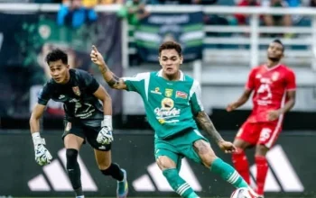 Cuma Selisih 2 Poin! Persebaya Surabaya Mengincar Posisi Empat Besar Usai Kemenangan atas Malut United