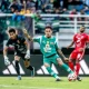 Cuma Selisih 2 Poin! Persebaya Surabaya Mengincar Posisi Empat Besar Usai Kemenangan atas Malut United