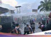 Demo Gubernur Kaltim Ricuh, Rudy Mas’ud Tinggalkan Kantor Tanpa Jawaban