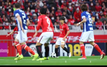 Drama Menegangkan di Saitama: Urawa Reds Gigit Nyawa Marinos dalam Pertarungan Epik!