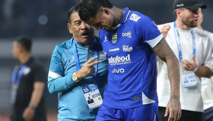 Duel Panas Persib vs Bhayangkara di Lampung: Bojan Hodak Optimis Persib Jaga Puncak Klasemen