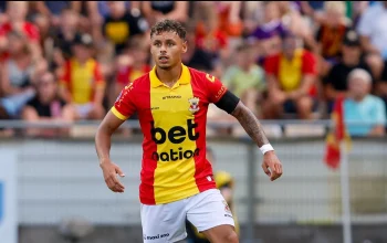 Go Ahead Eagles vs AZ: Duel Tanpa Gol, Dean James Memukau & Penyelamatan Ganda di Menit Akhir