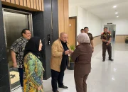 Habib Aboe Bakar Meneteskan Air Mata Saat Minta Maaf atas Tuduhan Narkoba pada Ulama Madura