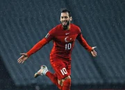 Hakan Çalhanoğlu Bawa Inter Balik Menang 2-0, Dukung Timnas Turki di Panggung Internasional