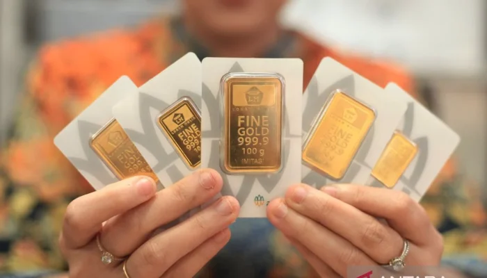 Harga Emas Antam Turun Drastis pada 17 April 2026: Catat Pergerakan Harga, Buyback, dan Pajak