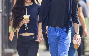 Harry Styles Diduga Melamar Zoë Kravitz? Fakta Terbaru yang Perlu Anda Tahu