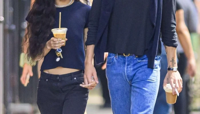 Harry Styles Diduga Melamar Zoë Kravitz? Fakta Terbaru yang Perlu Anda Tahu