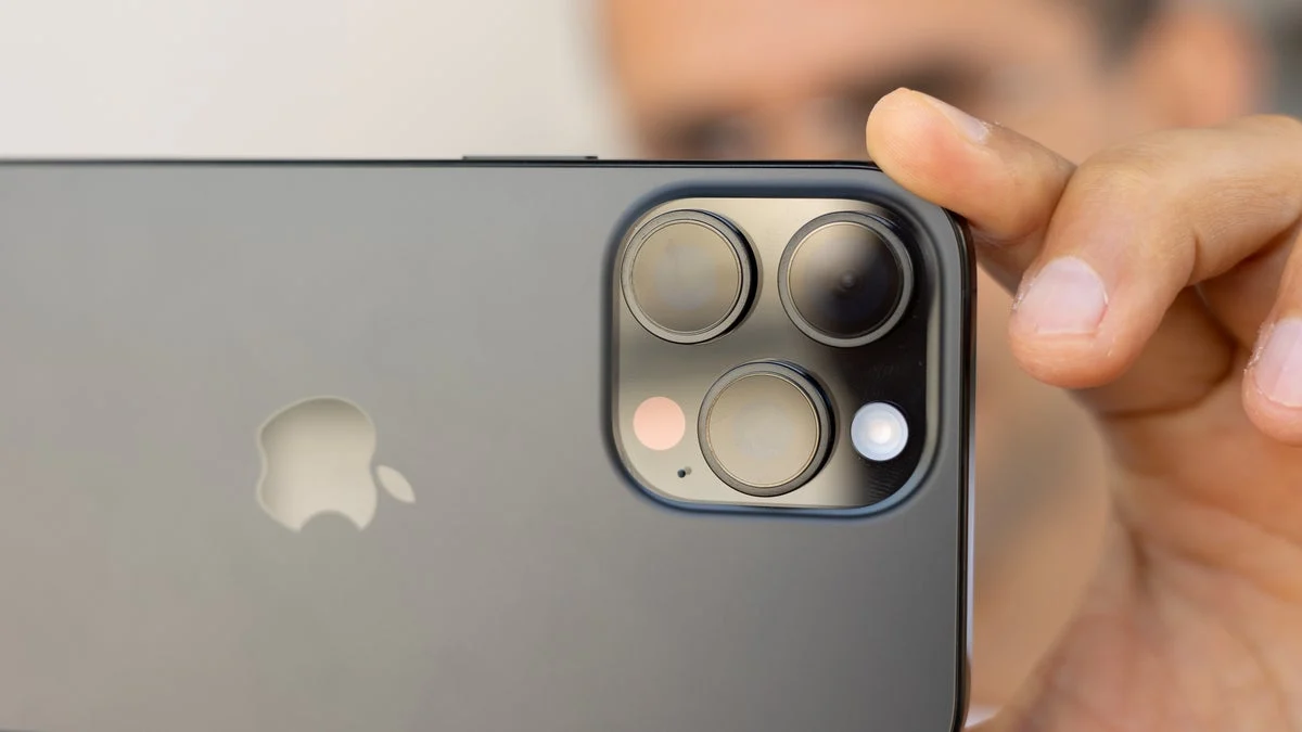 iPhone 18 Pro: Kamera Variable Aperture, Baterai Besar, dan Desain Baru Siap Menggebrak September 2026