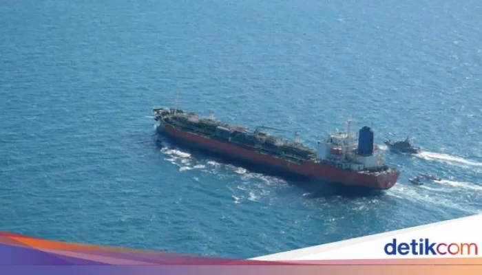 Jebakan Maut Iran di Selat Hormuz: 6.000 Ranjau Laut Siap Menghancurkan Kapal Perang AS