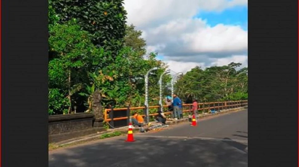 Jembatan Cangar Dilengkapi Pagar Pengaman: Upaya Ganda Pemerintah Cegah Bunuh Diri dan Kecelakaan