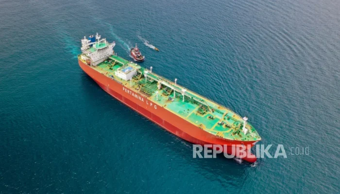Kapal Pertamina Tertahan di Selat Hormuz: Krisis Energi dan Diplomasi Indonesia