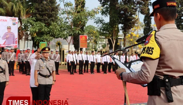 Kasat Lantas Solok Dimutasi Usai Foto Rombongan di Tikungan Ekstrem Sitinjau Lauik, Kapolres Minta Maaf dan Propam Lakukan Pemeriksaan
