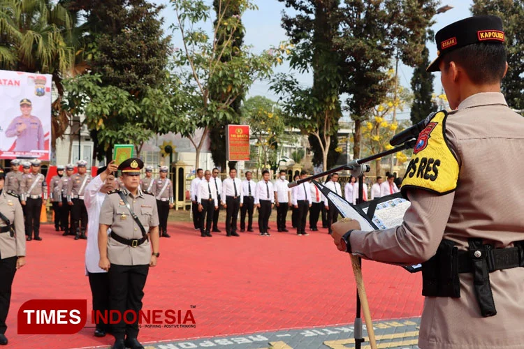 Kasat Lantas Solok Dimutasi Usai Foto Rombongan di Tikungan Ekstrem Sitinjau Lauik, Kapolres Minta Maaf dan Propam Lakukan Pemeriksaan