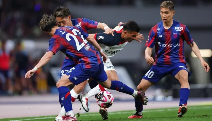 Kashima Antlers Tersungging dalam Kejutan Tokyo Verdy 2-1: Apa Penyebab Kekalahan?
