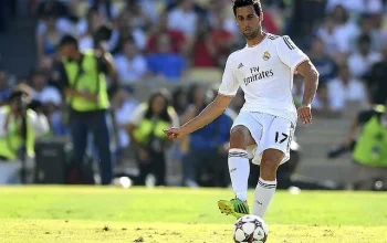 Kebobolan Menit 90 Goyang Real Madrid: Arbeloa Dipertanyakan, Juara Semakin Jauh