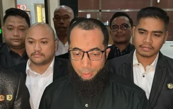 Khalid Basalamah Bongkar Misteri Uang 1 Juta Dolar dalam Kasus Pansus Haji DPR: Pengakuan Mengejutkan