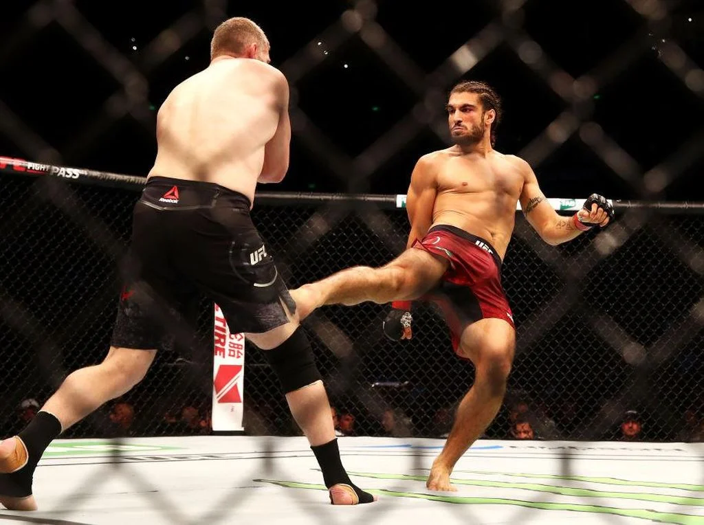 Kick di Dunia Olahraga: Dari UFC Winnipeg hingga Free‑Kick Tobi Brown, Skubal ‘Kick’ Fenway, dan Duel ‘Kick‑off’ NHL Playoffs
