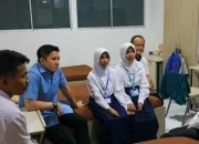 Komunikasi Efektif Seskab Teddy: Kunjungan ke Sekolah Rakyat Pejompongan Jadi Contoh Nyata