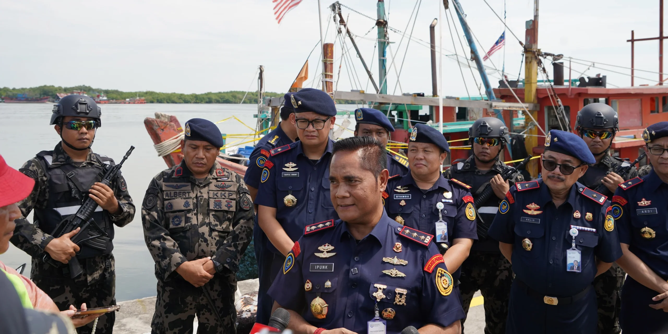 Kontroversi pajaki kapal Selat Malaka: Ide Purbaya, Penolakan Regional, dan Risiko Konflik