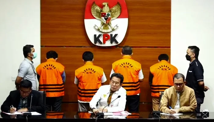 KPK Periksa Dua Kepala Desa dan IRT, Ungkap Jejak Korupsi Dana Hibah Pokmas Jatim