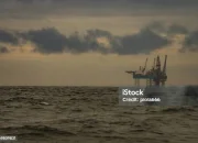 Krisis Minyak Iran Picu Kekhawatiran Global, UE Siapkan Impor Bahan Bakar Jet dari AS untuk Hindari Chaos Penerbangan