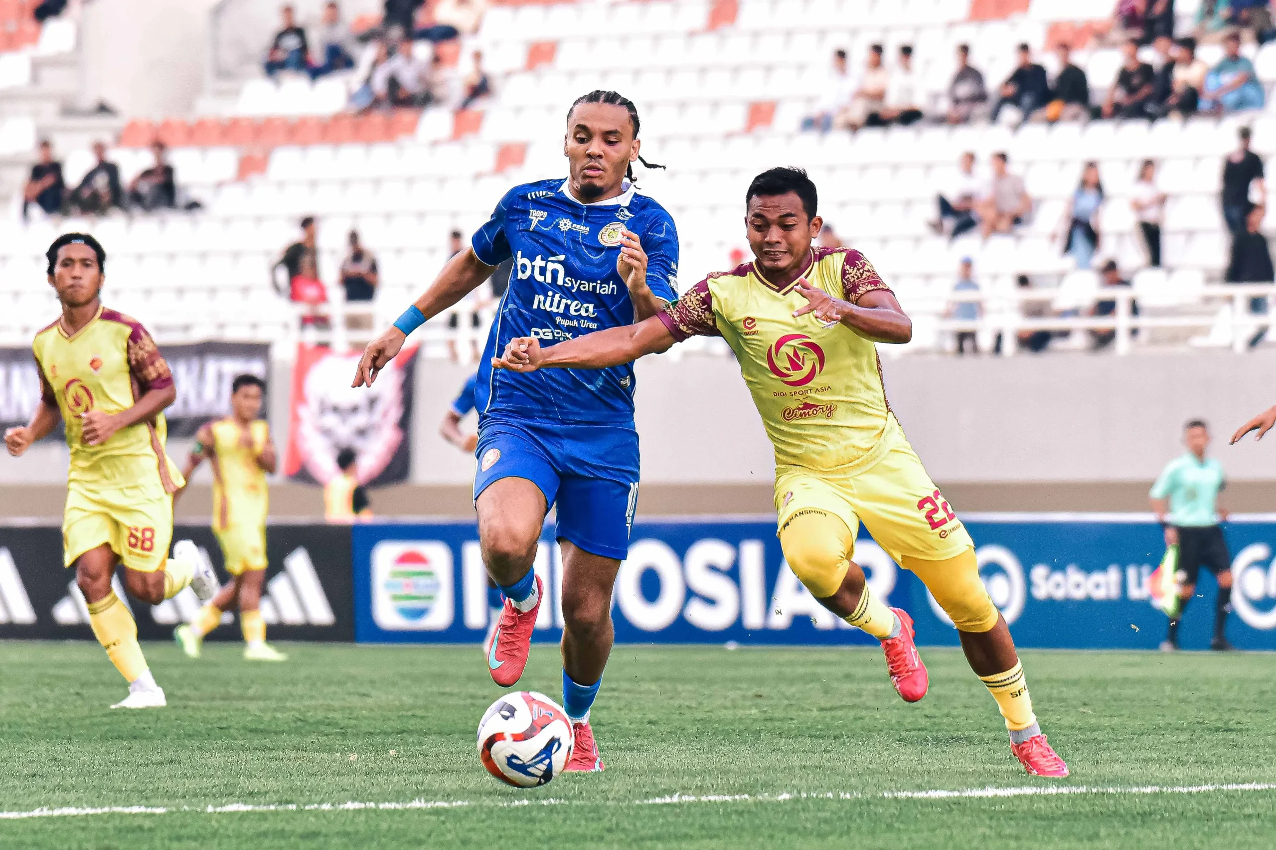 Lanús Akhiri Sembilan Tahun Tanpa Kemenangan di La Fortaleza dengan Gol Dramatis Yoshan Valois