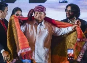 Logis 08 Tolak Gulingkan Prabowo: “Tidak Wajar, Kami Lawan” – Dinamika Politik Pra-Pilkada 2026