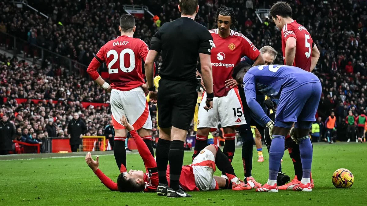 Manchester United Tertunduk di Old Trafford: Kekalahan Dramatis dari Leeds United Memicu Krisis dan Kontroversi