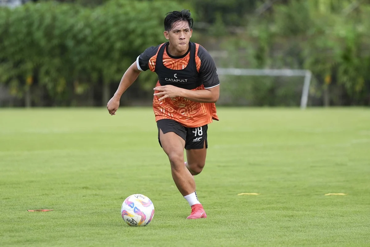 Mauricio Souza Puji Empat Anak Asuh Persija, Soroti Eksel Runtukahu, dan Rayakan Kemenangan 4-0 atas Persis Solo