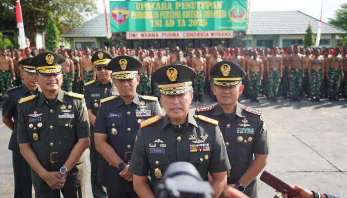 Mayjen Piek Budyakto Lantik 137 Bintara Infanteri, Pesannya Tegas untuk Prajurit Muda