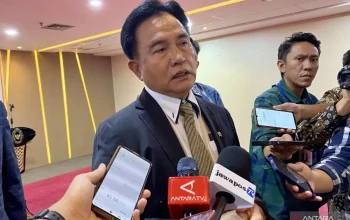 Menko Yusril Bentak: Akademisi Feri Amsari Bebas Kritik Pemerintah, Laporan Polisi Dipertanyakan