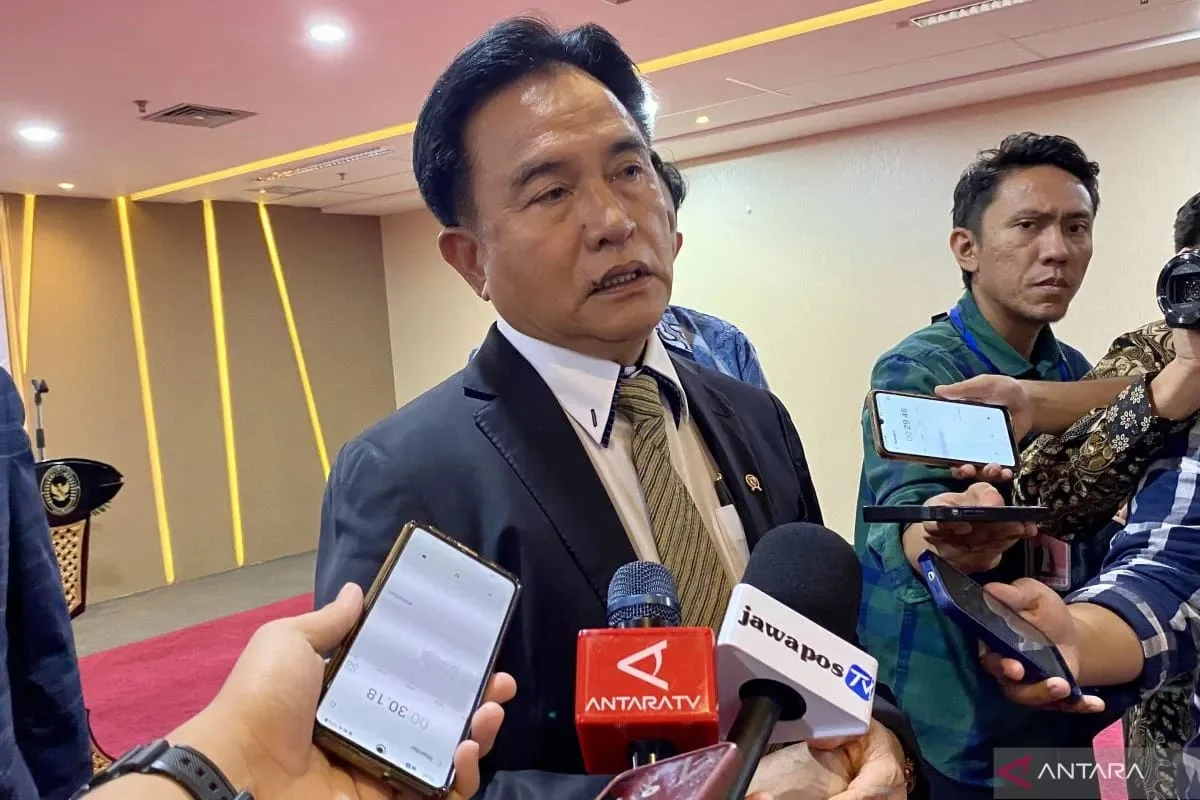 Menko Yusril Bentak: Akademisi Feri Amsari Bebas Kritik Pemerintah, Laporan Polisi Dipertanyakan