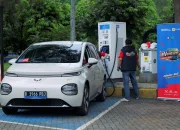 Mobil Listrik di Indonesia: Mayoritas Impor, Pajak Baru, dan Peringatan Pakar ITB