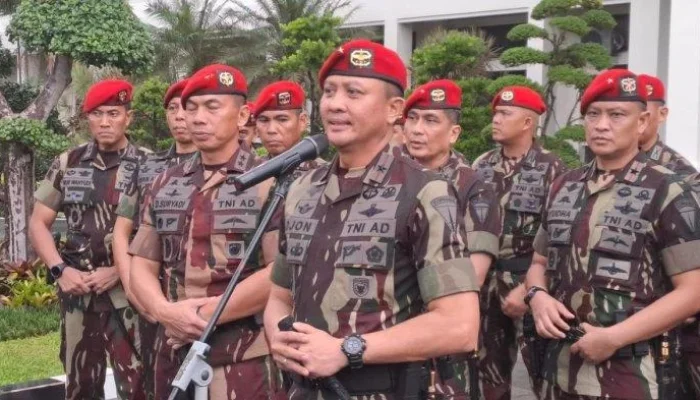 Pangkopassus Djon Afriandi Larang Prajurit Non‑Komando Pakai Baret Merah, Simbol Kehormatan Hanya untuk yang Terlatih di Lingkungan Kopassus